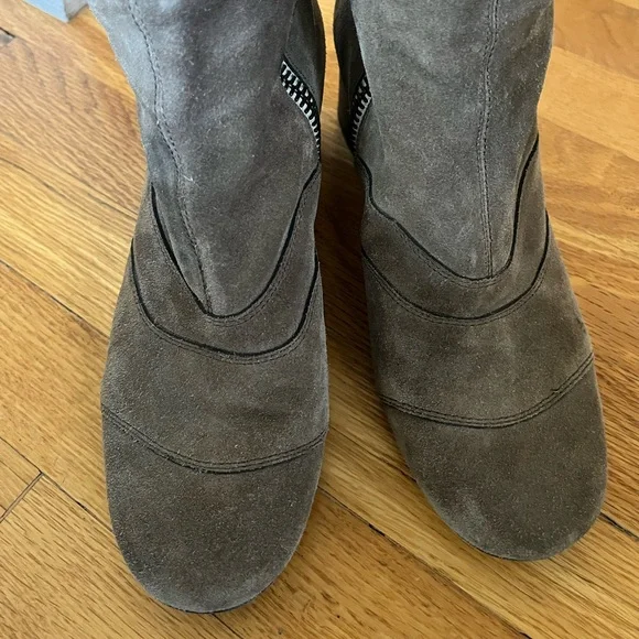 Chloe Lexie - Picture 5 of 7